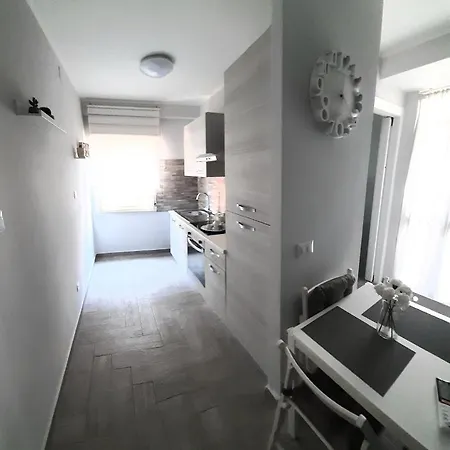 Apartment Socrate *